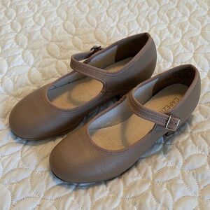 Capezio Tan Dress Shoes Mary Jane Style 6M Big Girls Tap Dance Shoes